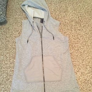 Athletic zip up tank